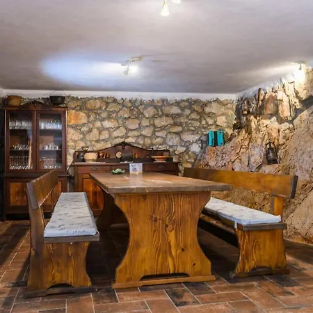 Country Lady Holiday home Jurasi