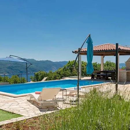 Country Lady Holiday home Jurasi